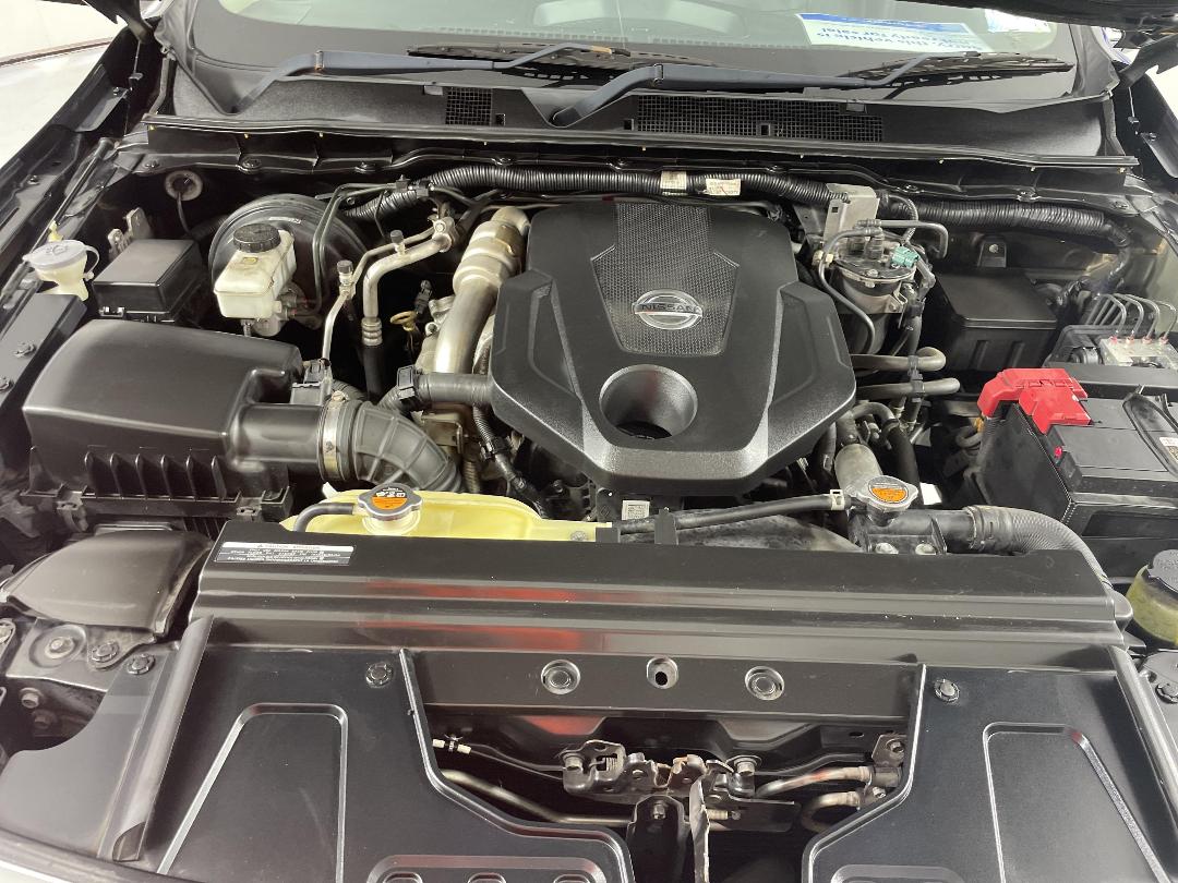 Photo '13' of Nissan Navara