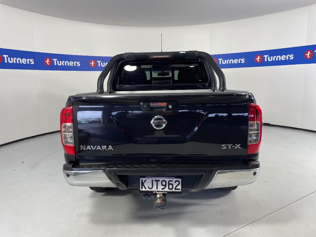 Photo '6' of Nissan Navara