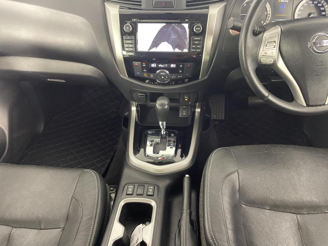 Photo '18' of Nissan Navara