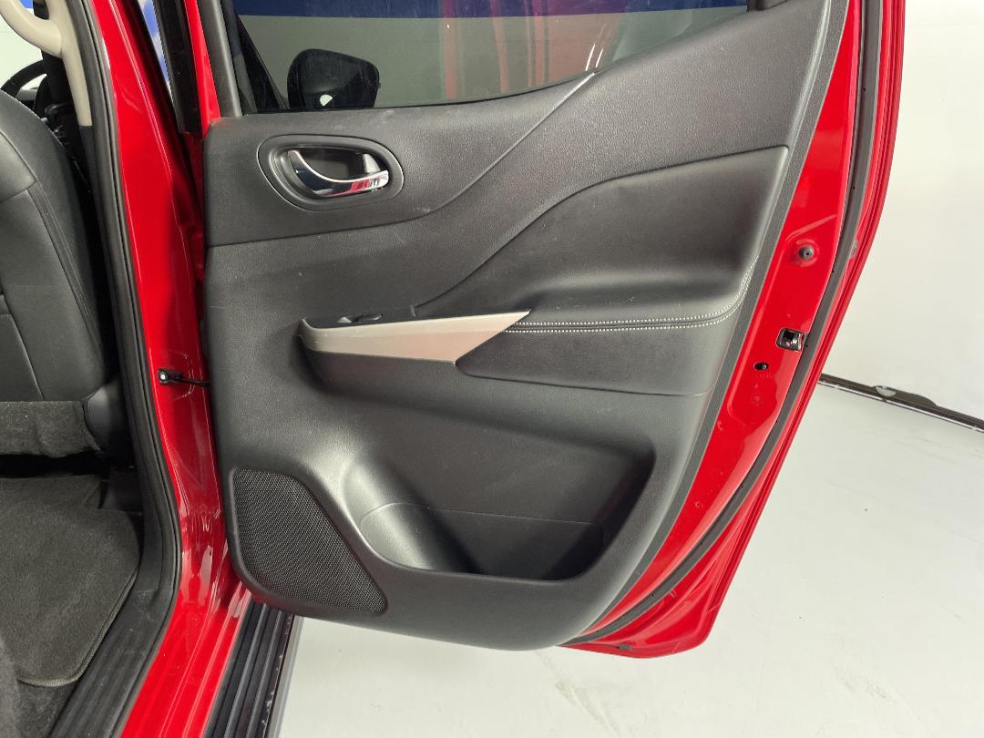 Photo '19' of Nissan Navara Photo '19' of Nissan Navara