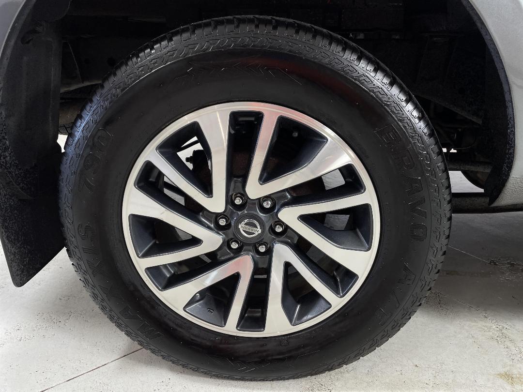 Photo '12' of Nissan Navara Photo '12' of Nissan Navara