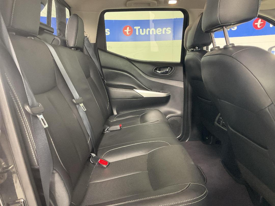 Photo '20' of Nissan Navara