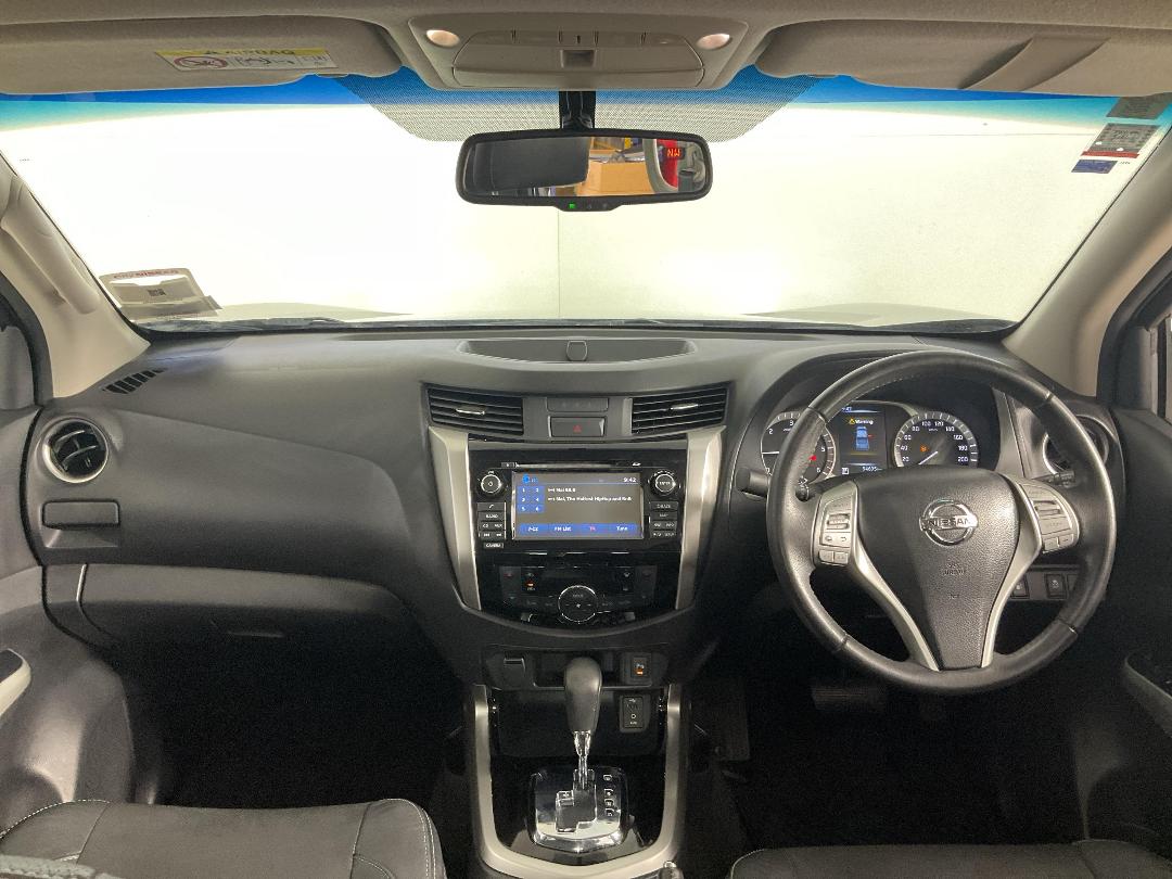 Photo '17' of Nissan Navara