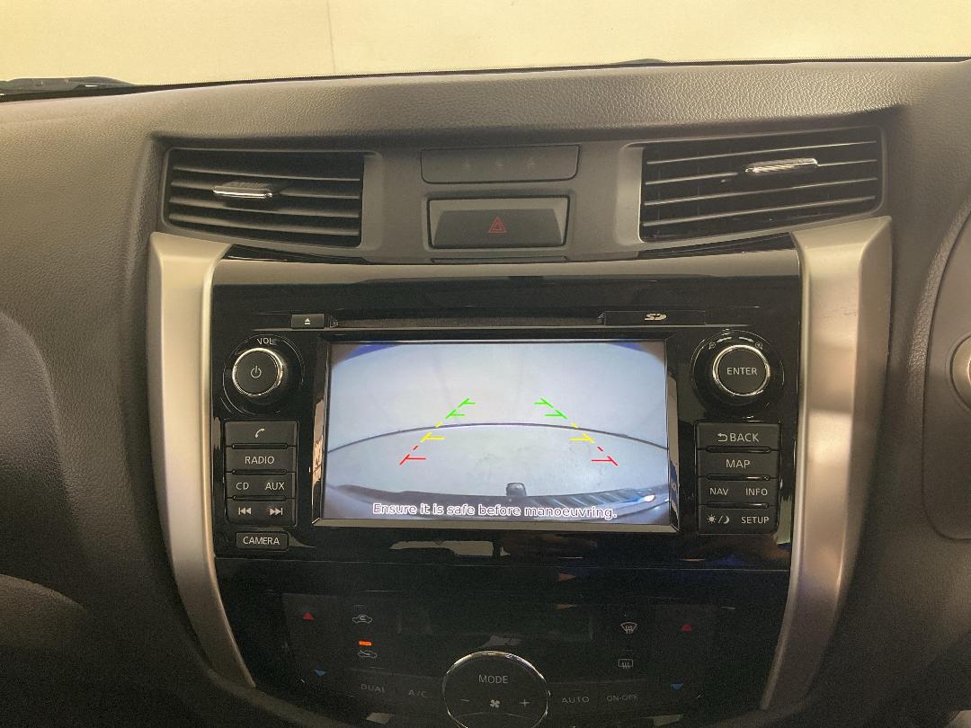 Photo '31' of Nissan Navara