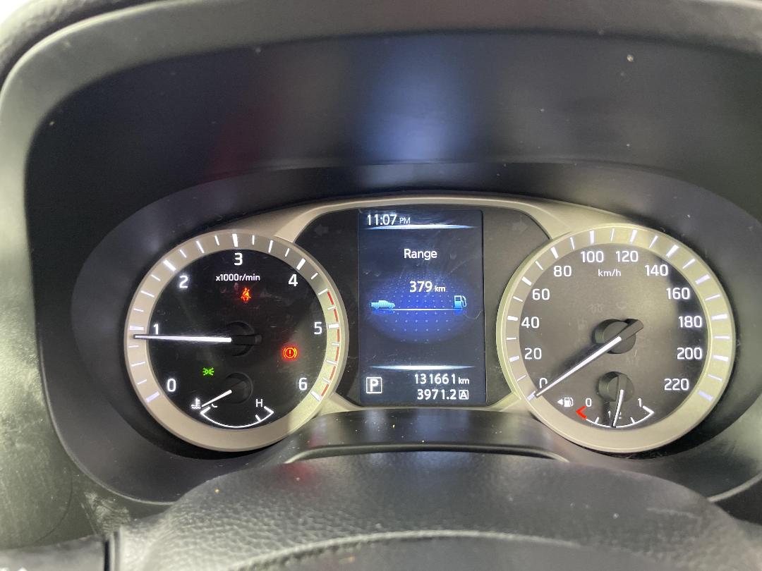 Photo '21' of Nissan Navara Photo '21' of Nissan Navara