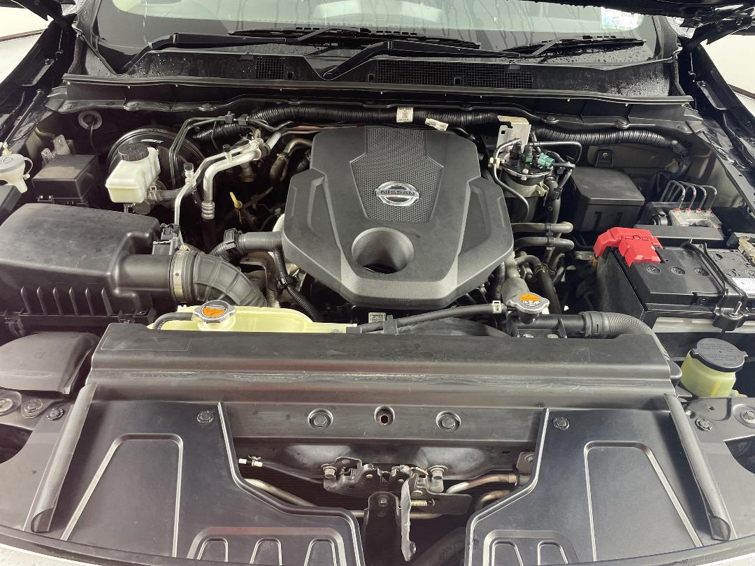 Photo '13' of Nissan Navara