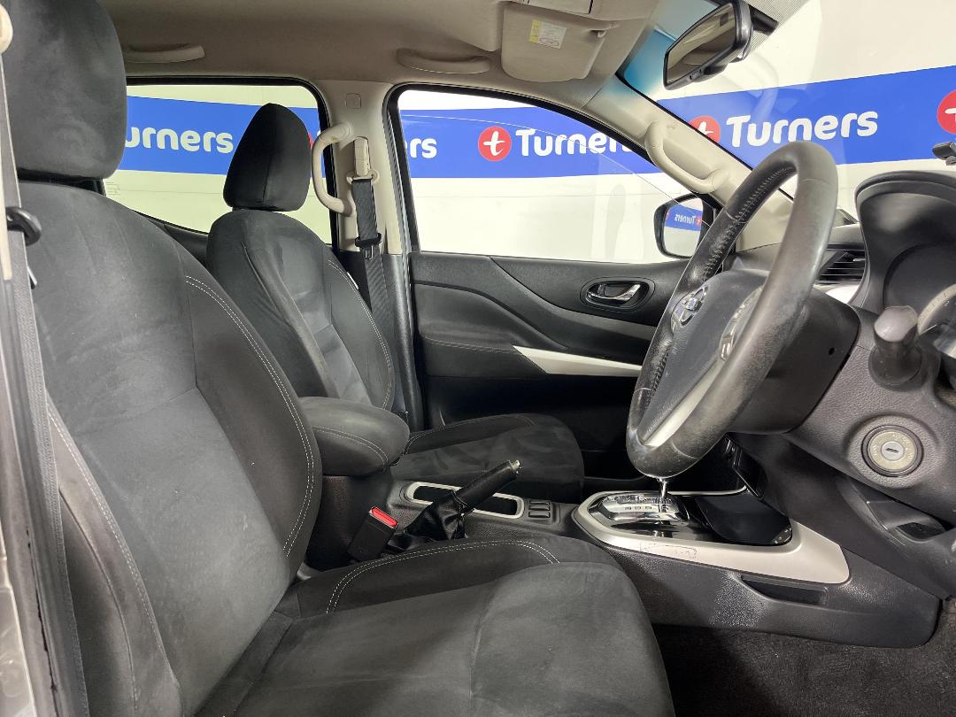 Photo '16' of Nissan Navara Photo '16' of Nissan Navara