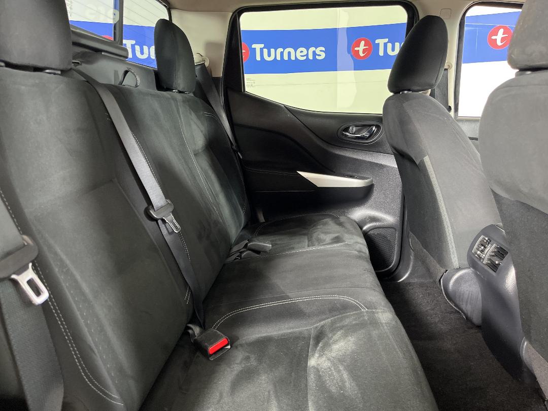 Photo '20' of Nissan Navara Photo '20' of Nissan Navara