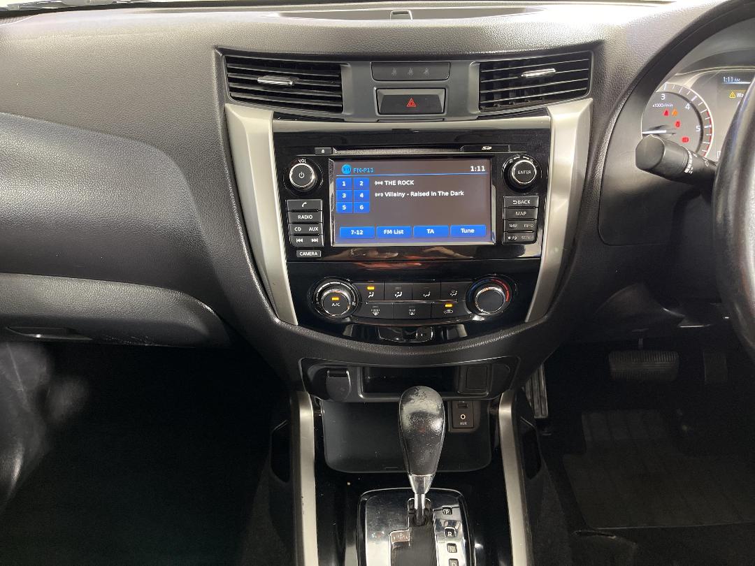 Photo '18' of Nissan Navara Photo '18' of Nissan Navara