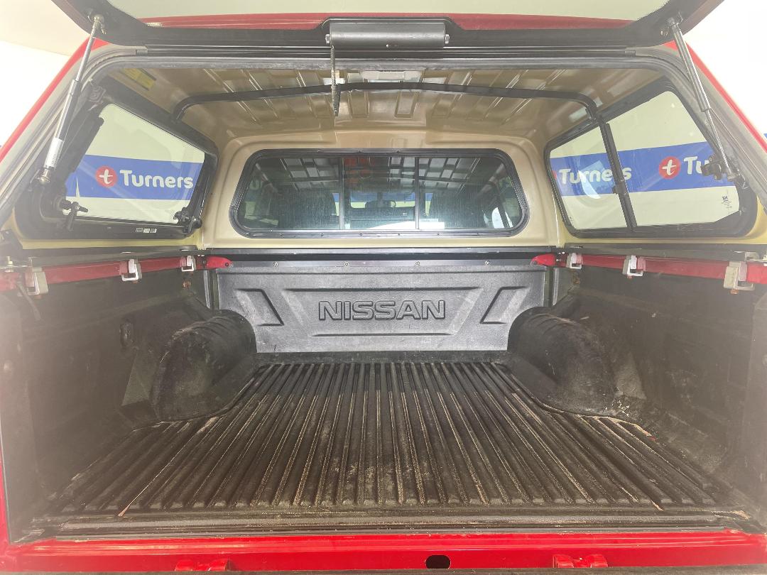 Photo '14' of Nissan Navara