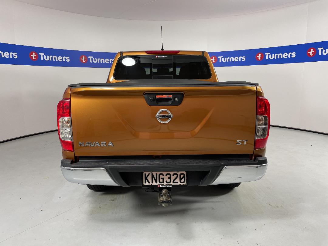 Photo '6' of Nissan Navara