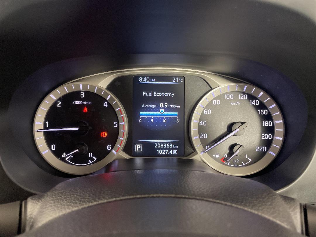 Photo '21' of Nissan Navara