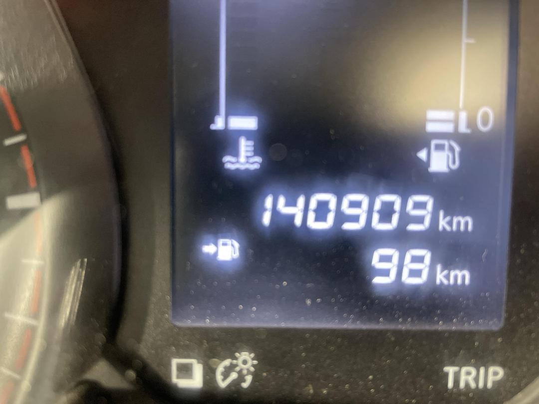 Photo '21' of Nissan Navara