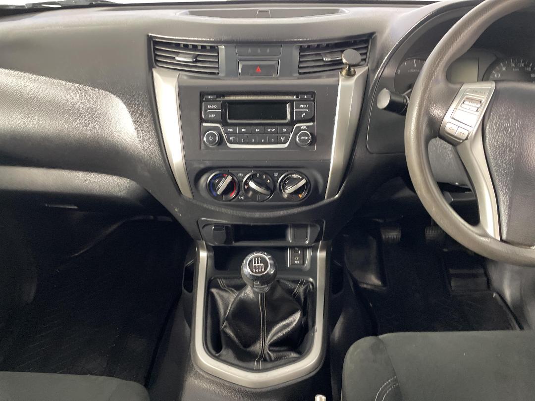 Photo '18' of Nissan Navara