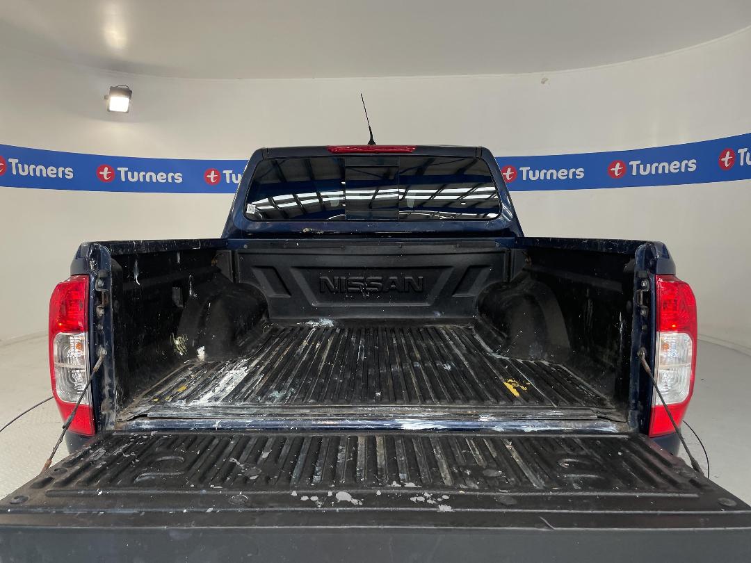 Photo '14' of Nissan Navara Photo '14' of Nissan Navara