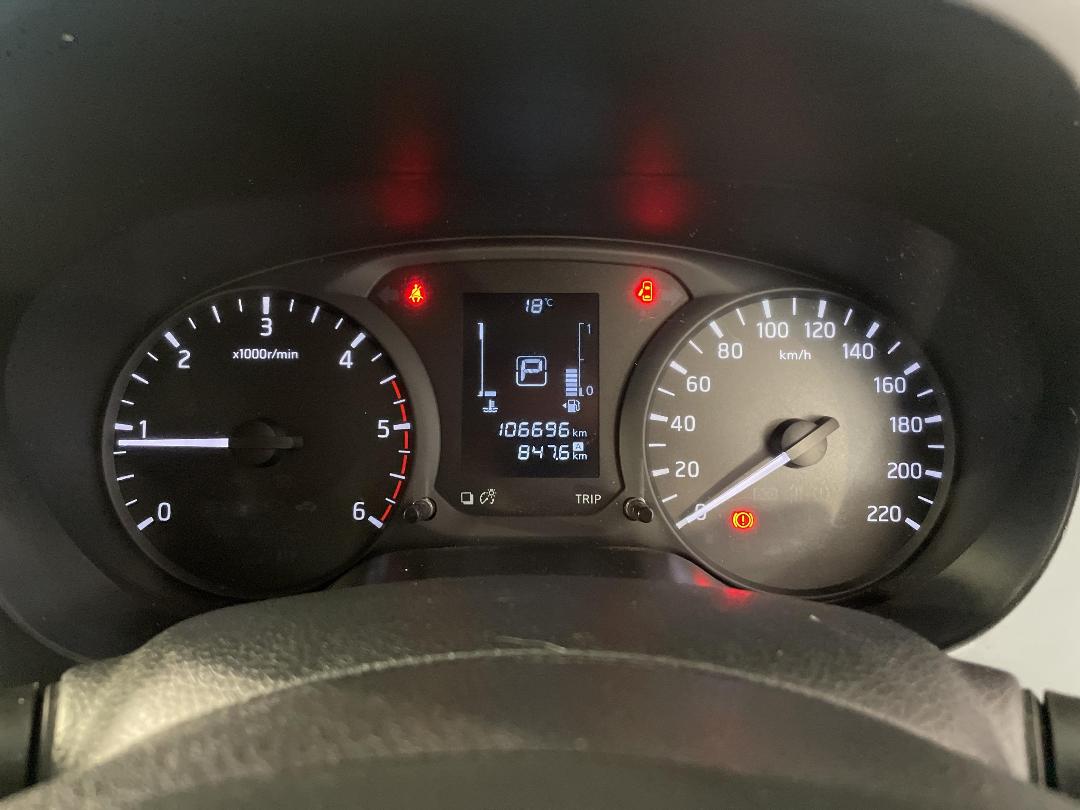 Photo '21' of Nissan Navara Photo '21' of Nissan Navara