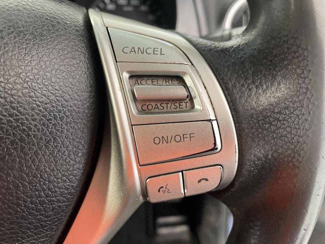 Photo '25' of Nissan Navara Photo '25' of Nissan Navara