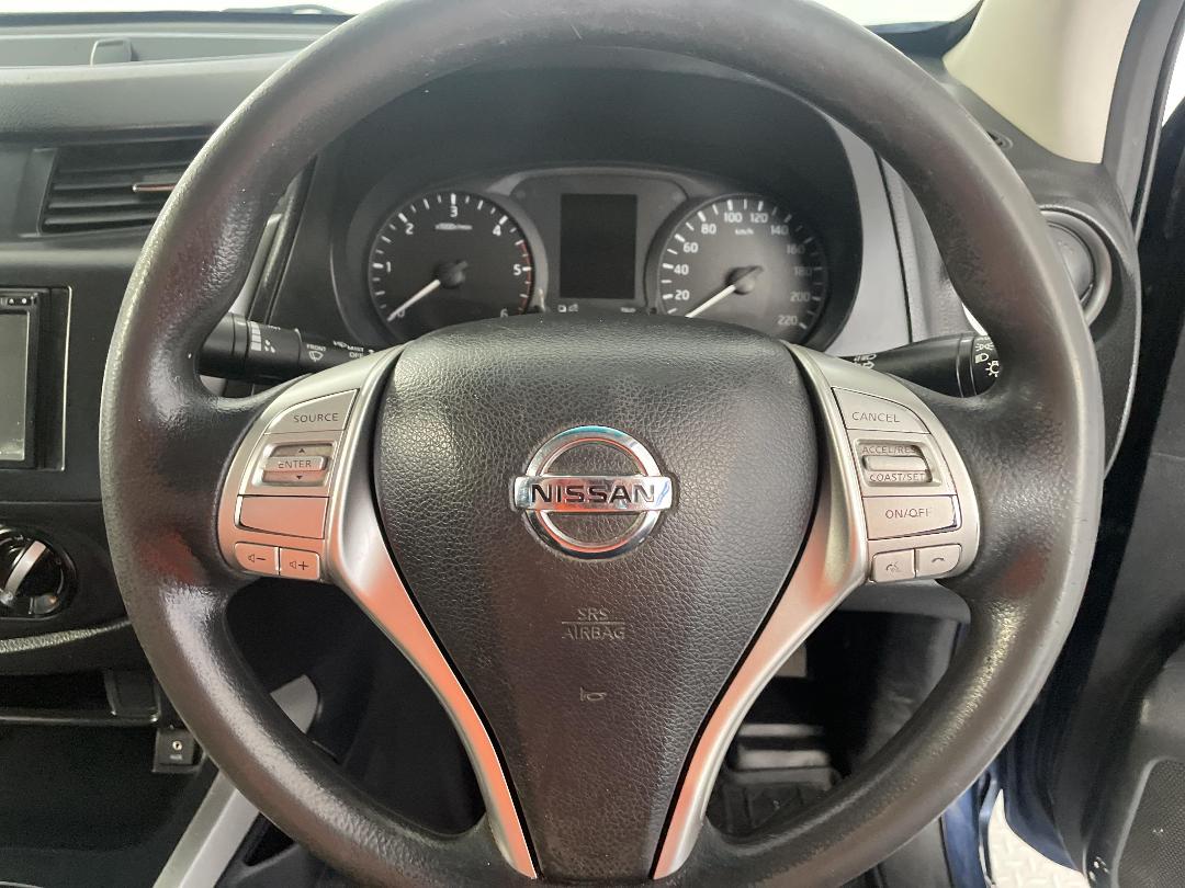 Photo '27' of Nissan Navara Photo '27' of Nissan Navara