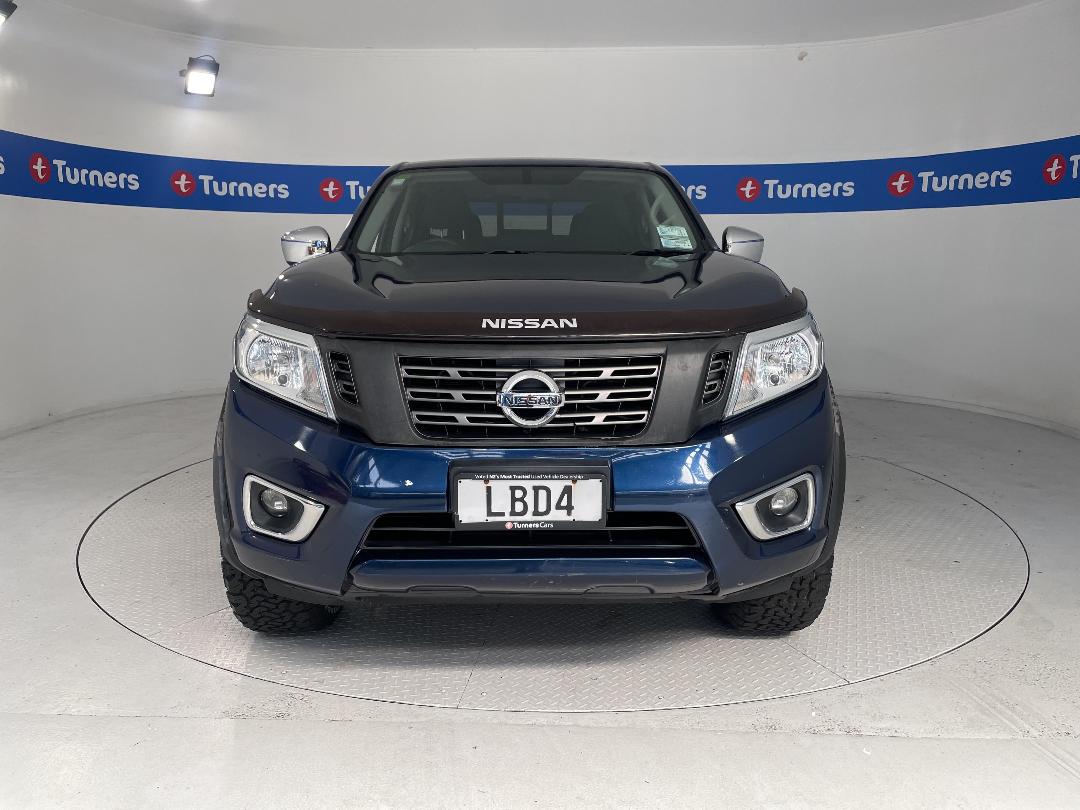 Photo '2' of Nissan Navara