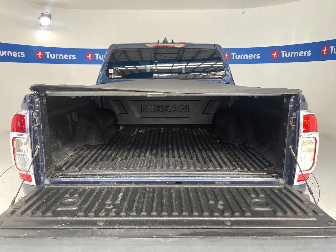 Photo '14' of Nissan Navara