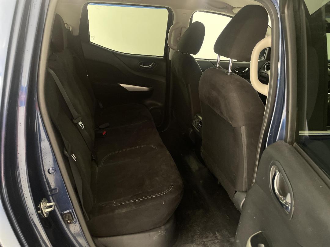 Photo '20' of Nissan Navara