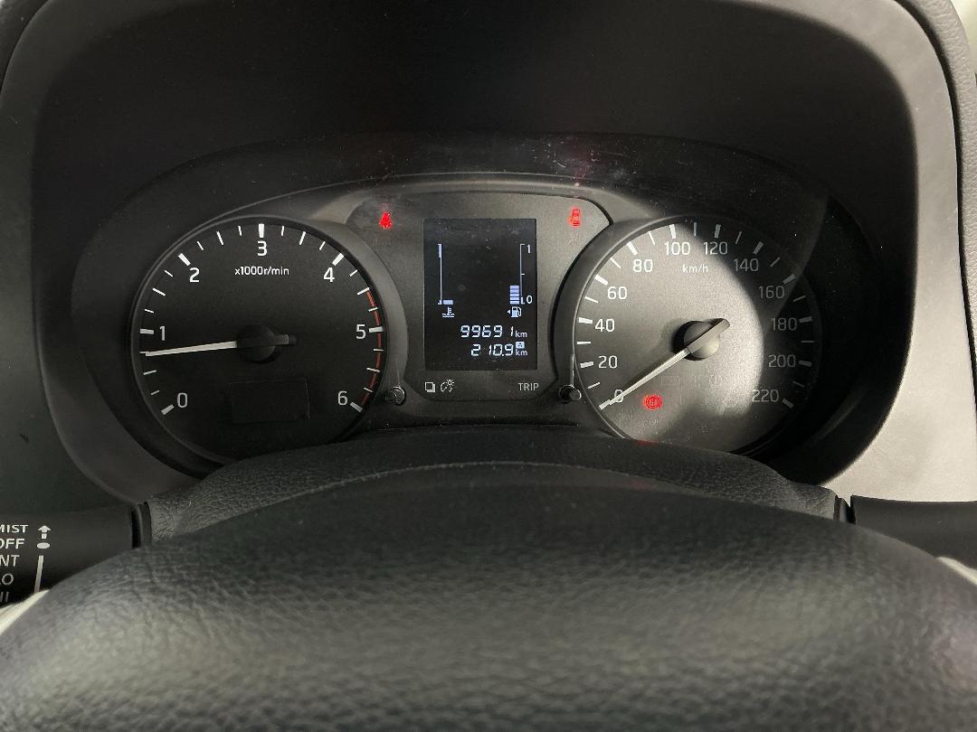 Photo '19' of Nissan Navara Photo '19' of Nissan Navara