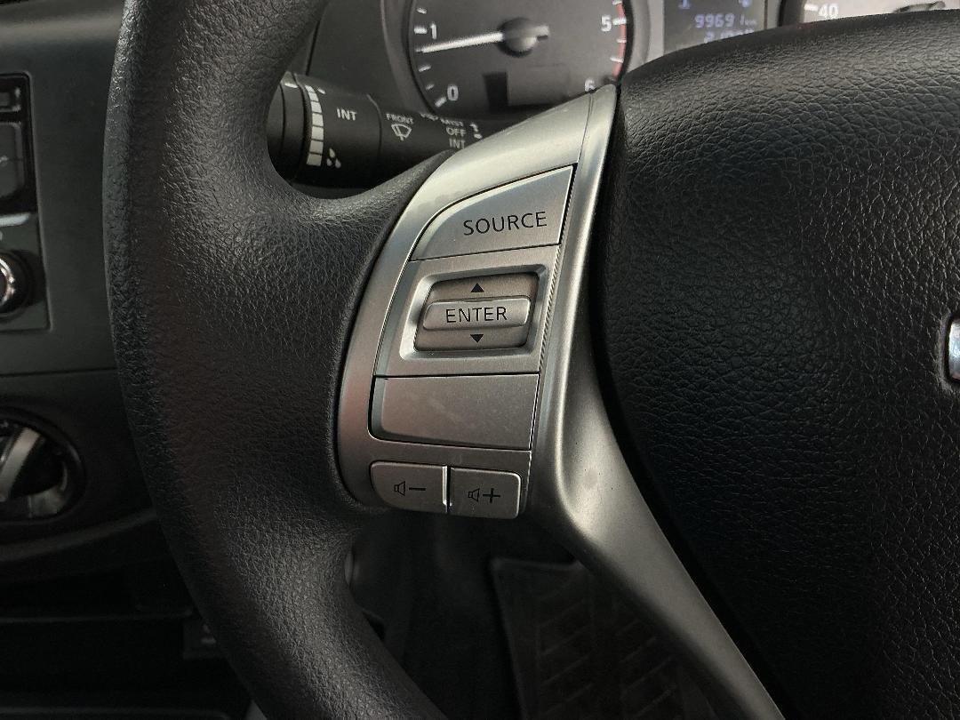 Photo '21' of Nissan Navara Photo '21' of Nissan Navara