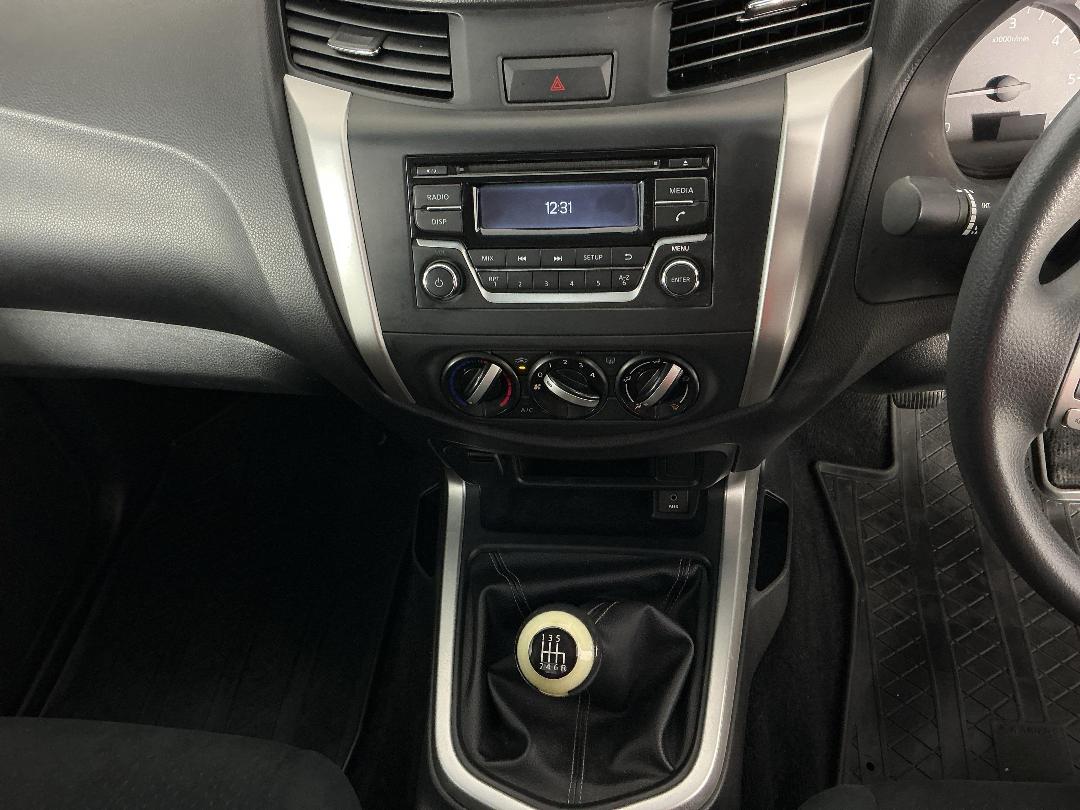 Photo '18' of Nissan Navara Photo '18' of Nissan Navara