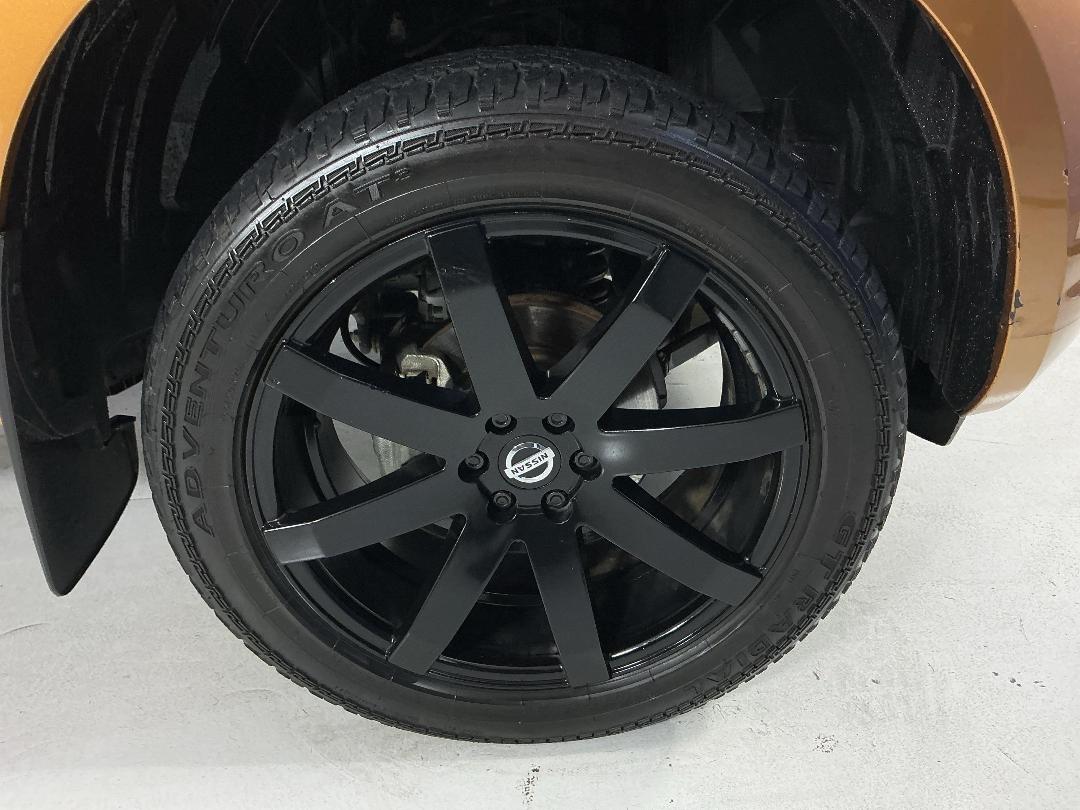 Photo '9' of Nissan Navara