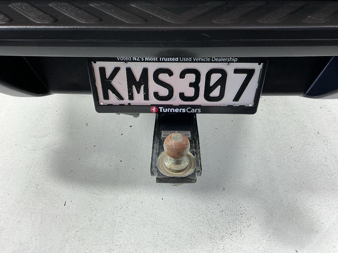 Photo '31' of Nissan Navara