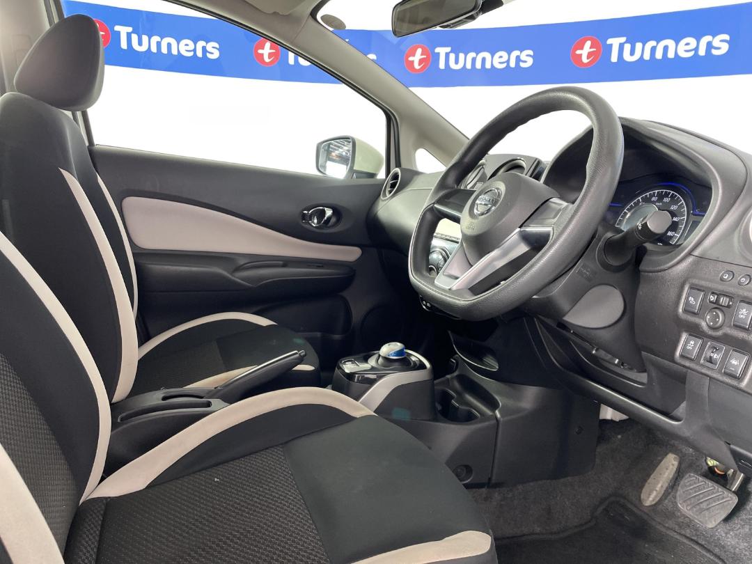 Photo '16' of Nissan Note Photo '16' of Nissan Note