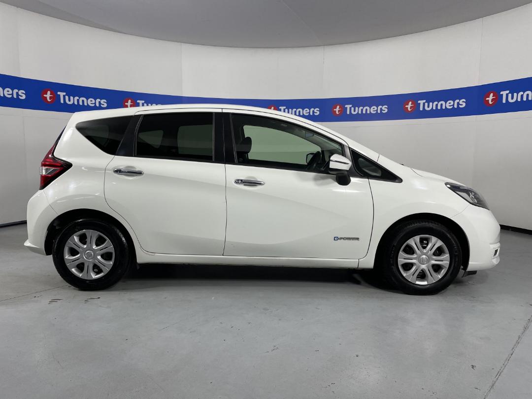 Photo '23' of Nissan Note Photo '23' of Nissan Note