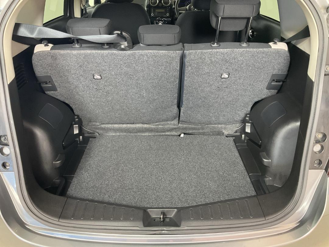 Photo '14' of Nissan Note Photo '14' of Nissan Note