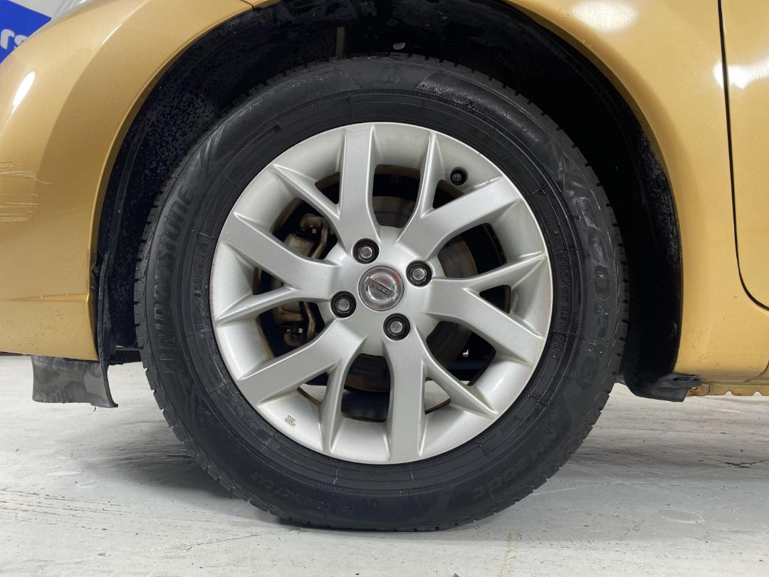 Photo '10' of Nissan Note Photo '10' of Nissan Note