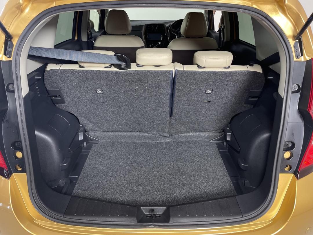 Photo '14' of Nissan Note Photo '14' of Nissan Note