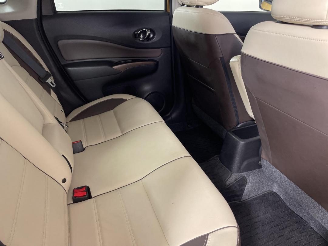 Photo '20' of Nissan Note Photo '20' of Nissan Note