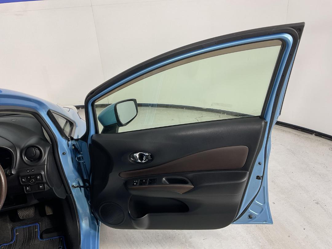 Photo '15' of Nissan Note Photo '15' of Nissan Note