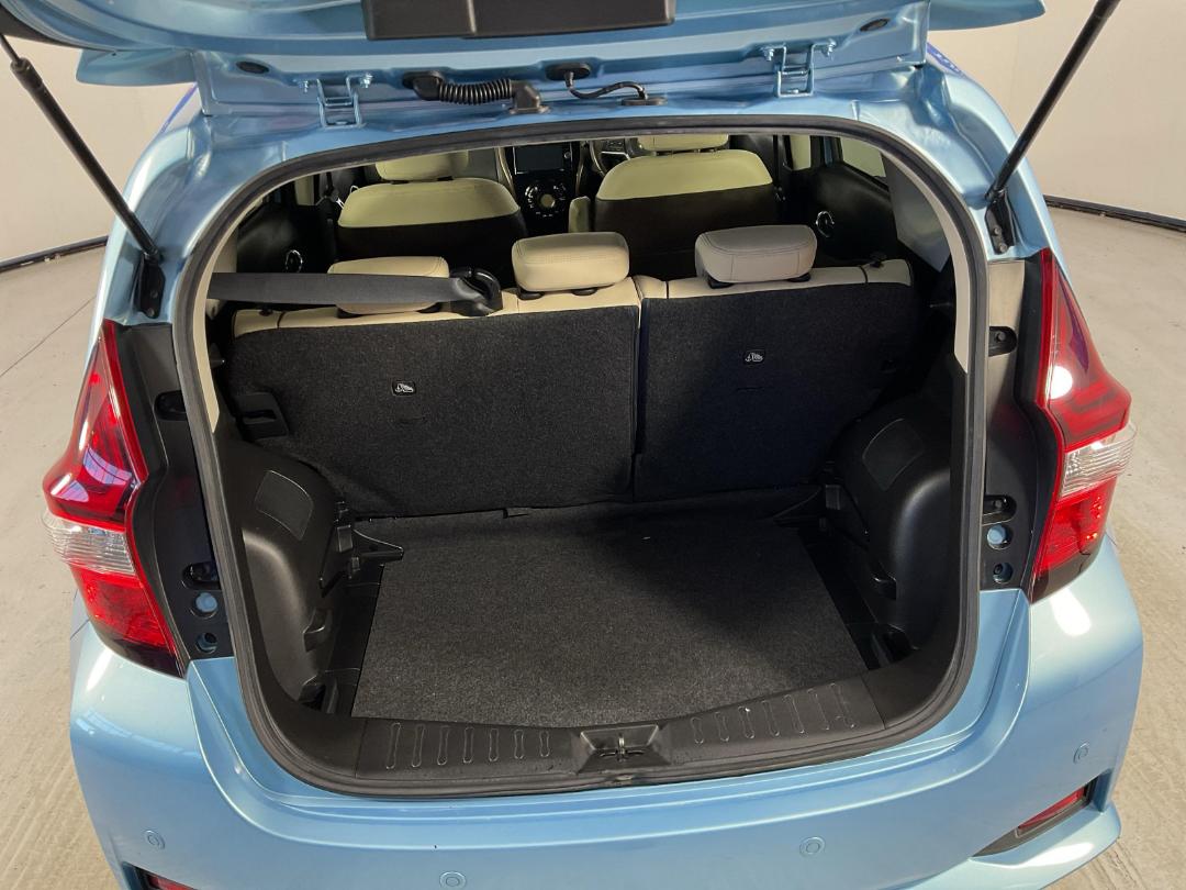 Photo '14' of Nissan Note Photo '14' of Nissan Note