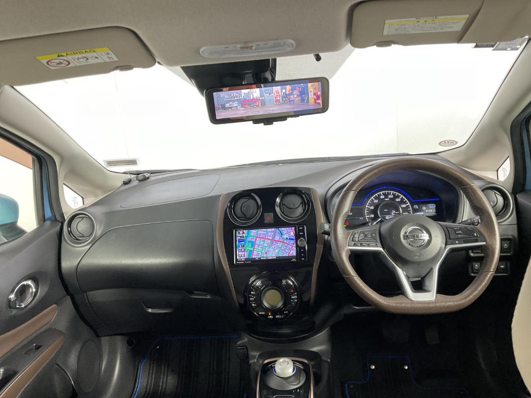 Photo '17' of Nissan Note Photo '17' of Nissan Note