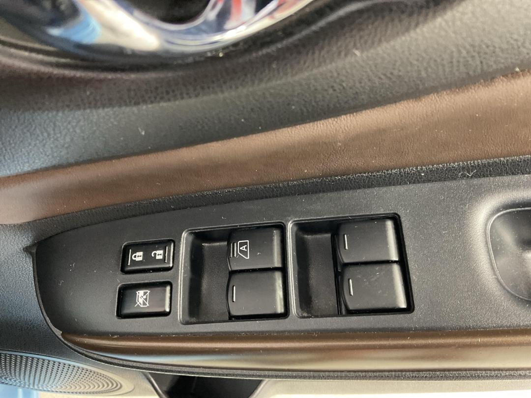 Photo '23' of Nissan Note Photo '23' of Nissan Note