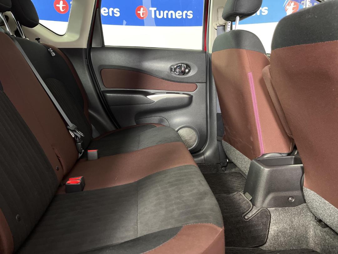 Photo '20' of Nissan Note Photo '20' of Nissan Note