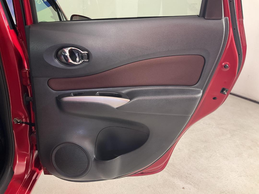 Photo '19' of Nissan Note Photo '19' of Nissan Note