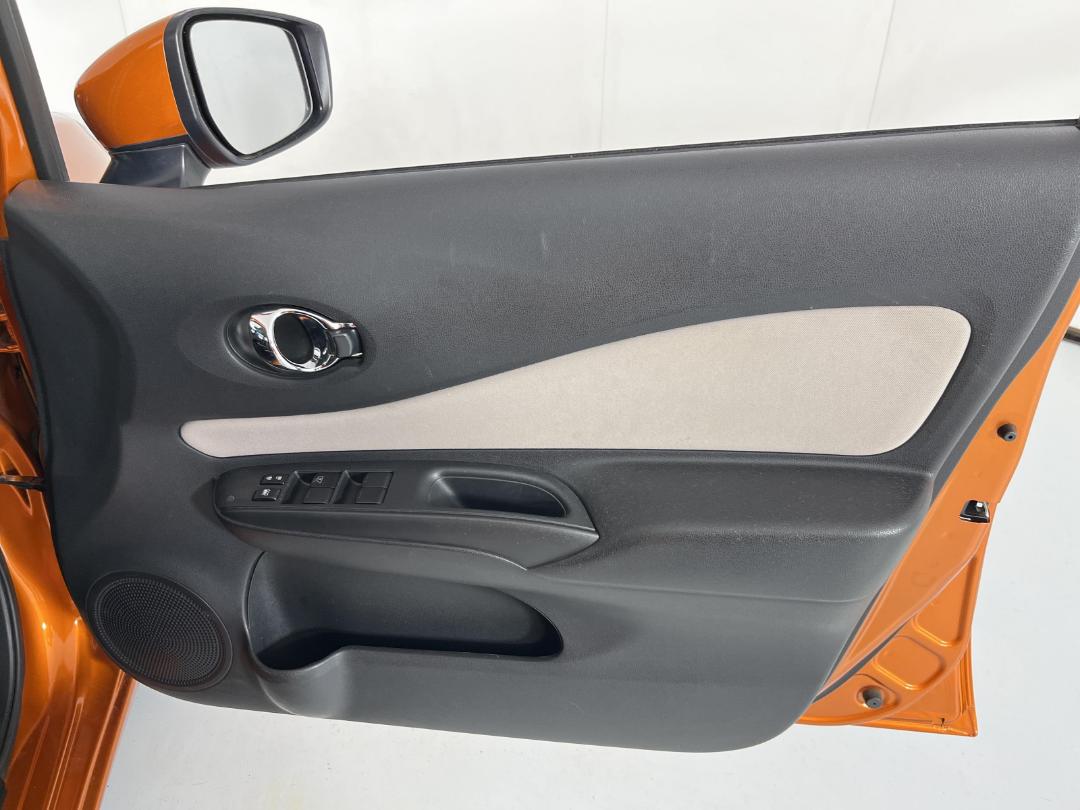 Photo '15' of Nissan Note Photo '15' of Nissan Note