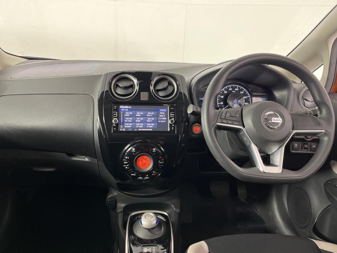 Photo '17' of Nissan Note Photo '17' of Nissan Note