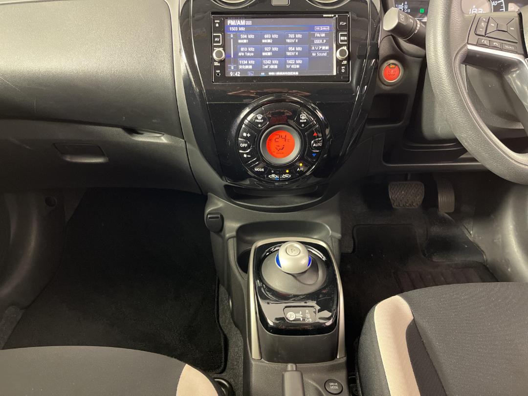 Photo '18' of Nissan Note Photo '18' of Nissan Note