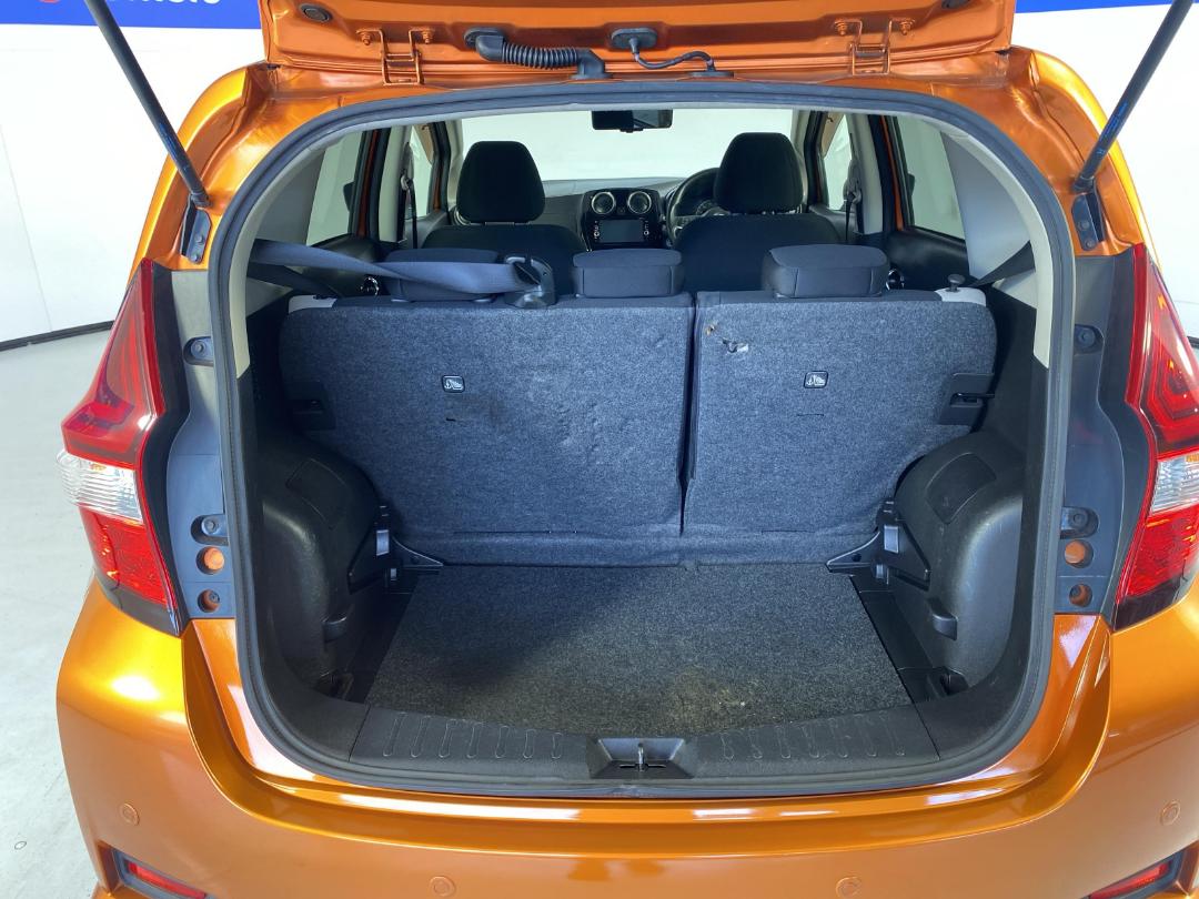 Photo '14' of Nissan Note Photo '14' of Nissan Note