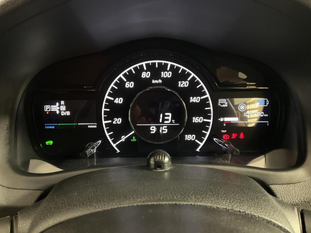 Photo '21' of Nissan Note Photo '21' of Nissan Note