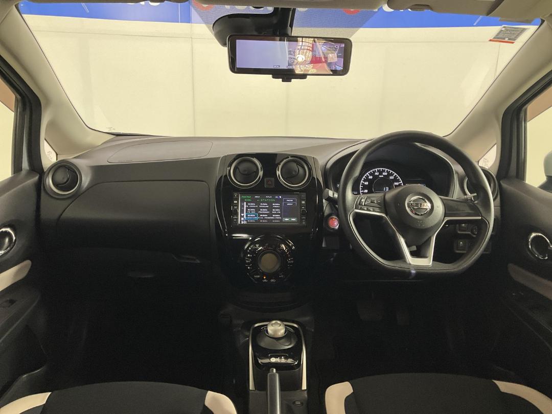 Photo '17' of Nissan Note Photo '17' of Nissan Note