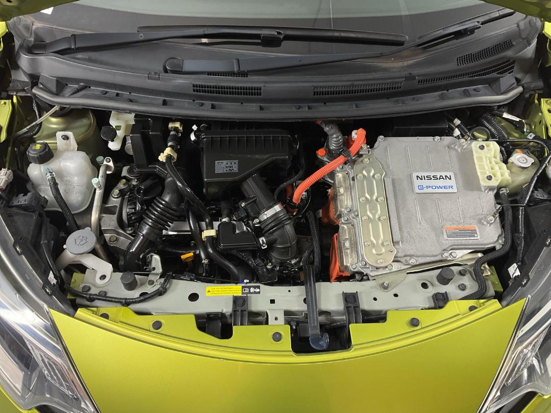 Photo '13' of Nissan Note