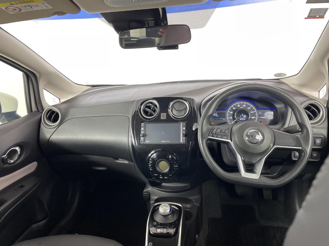 Photo '17' of Nissan Note Photo '17' of Nissan Note